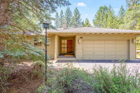 17839 Pro Staff Ln #11, Sunriver, OR 97707