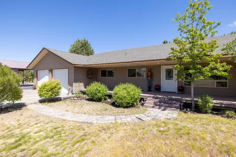 13592 SE Lost Lake Dr, Prineville, OR 97754