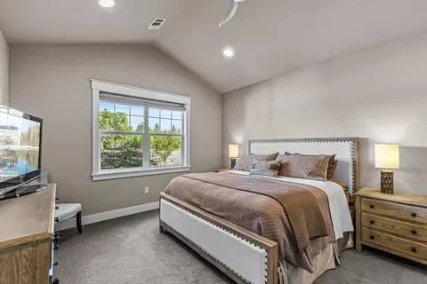 Bedroom - 1741 River Run St, Central Point, OR 97502 photo 2 of 2