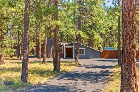 69382 Tollgate Rd, Sisters, OR 97759