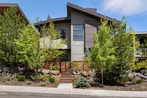 628 NW Portland Ave, Bend, OR 97703