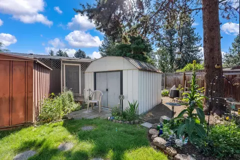 61445 SE 27th St #55, Bend, OR 97702