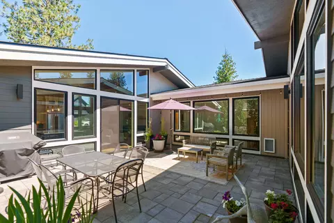Exterior - 3055 NW Tharp Ave, Bend, OR 97703 photo 3 of 11