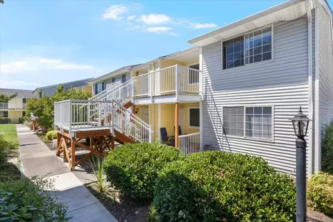 2101 Poplar Dr #69, Medford, OR 97504