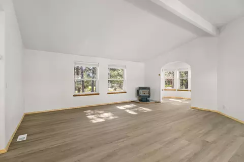 52550 Day Rd, La Pine, OR 97739 photo 4