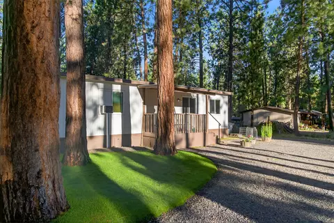 60221 Winnebago Ln, Bend, OR 97702 photo 5