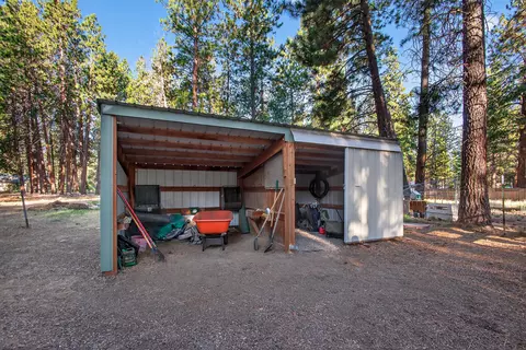60221 Winnebago Ln, Bend, OR 97702 photo 24