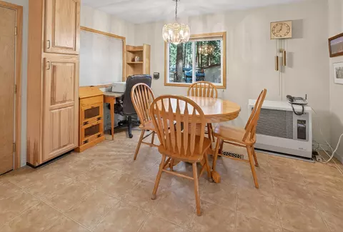 60221 Winnebago Ln, Bend, OR 97702 photo 13