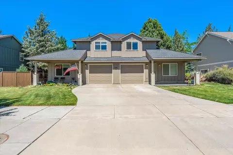 20812 Comet Ln, Bend, OR 97701