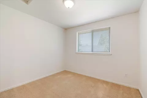 Bedroom - 20812 Comet Ln, Bend, OR 97701 photo 3 of 3