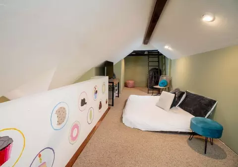 Bedroom - 18780 Macalpine Loop, Bend, OR 97702 photo 5 of 6