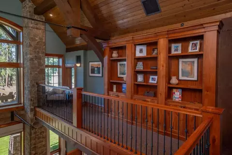 Entry Way - 18780 Macalpine Loop, Bend, OR 97702 photo 2 of 2
