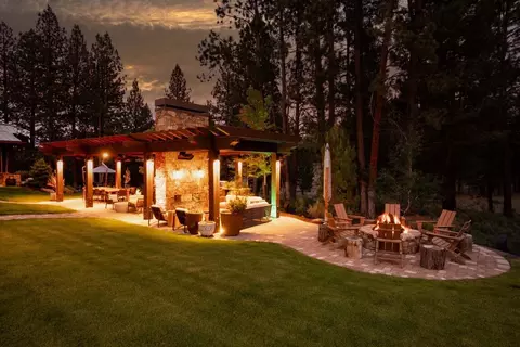 Exterior - 18780 Macalpine Loop, Bend, OR 97702 photo 9 of 11