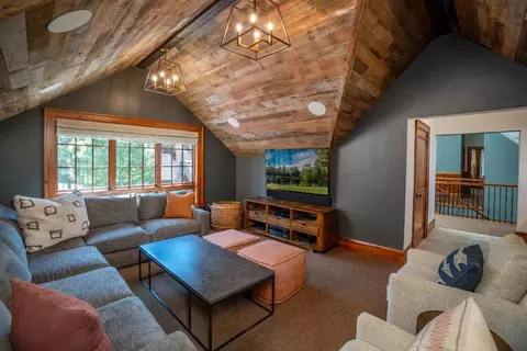Living - 18780 Macalpine Loop, Bend, OR 97702 photo 5 of 6