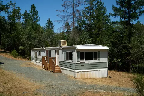 1150 Savage Creek Rd, Grants Pass, OR 97527