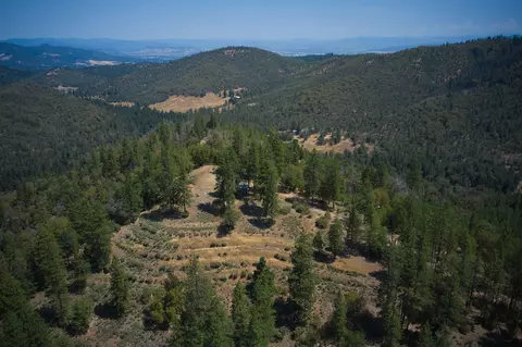 2541 Sterling Creek Rd, Jacksonville, OR 97530