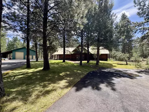 Exterior - 15188 Pyrola St, La Pine, OR 97739 photo 2 of 12