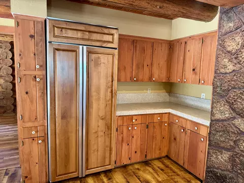 Kitchen - 15188 Pyrola St, La Pine, OR 97739 photo 8 of 8
