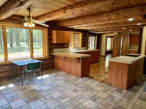 Kitchen - 15188 Pyrola St, La Pine, OR 97739 photo 1 of 8