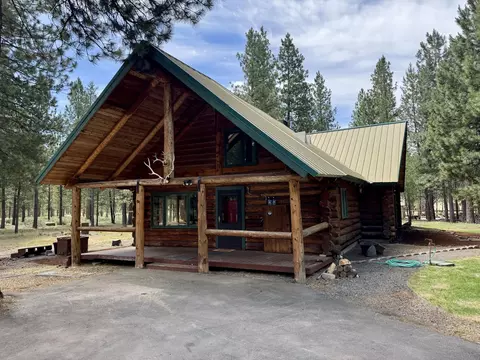 Exterior - 15188 Pyrola St, La Pine, OR 97739 photo 5 of 12