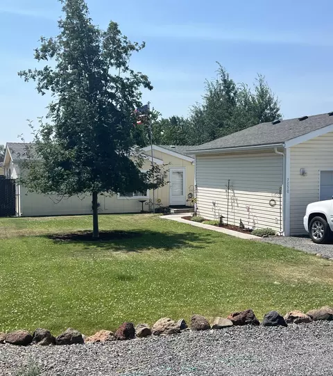 7550 Hilyard Ave, Klamath Falls, OR 97603