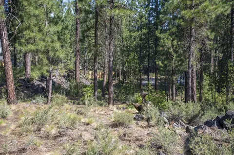16945 Jacinto Rd, Bend, OR 97707