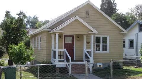 1828 Oregon Ave, Klamath Falls, OR 97601