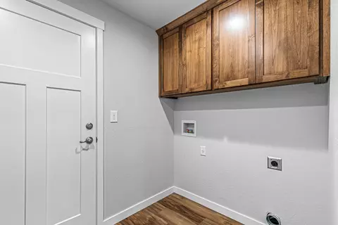 694 Nottingham Ter, Eagle Point, OR 97524 photo 14