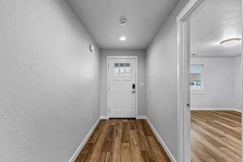694 Nottingham Ter, Eagle Point, OR 97524 photo 17