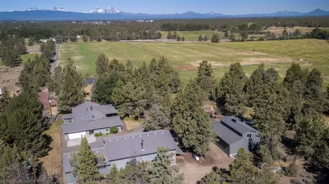 63610 Deschutes Market Rd, Bend, OR 97701