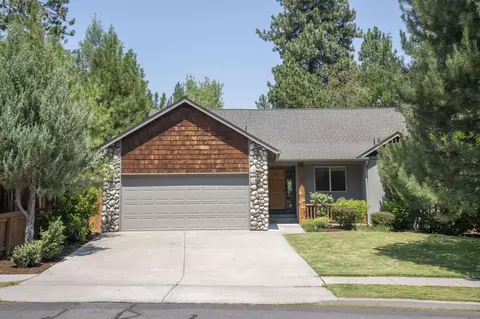 19906 Porcupine Dr, Bend, OR 97702