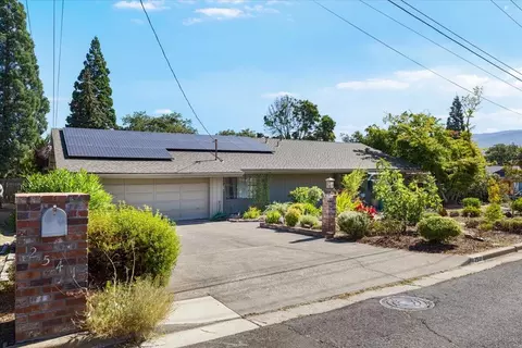 2541 Argonne Ave, Medford, OR 97504
