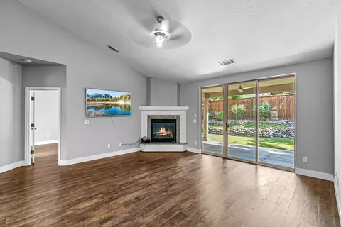 1508 Summit Ridge Cir, Medford, OR 97504