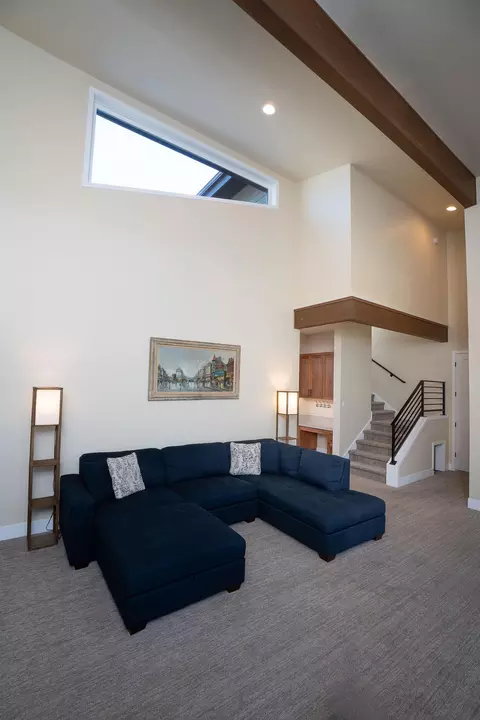 60995 SE Crane Peak Ct, Bend, OR 97702 photo 12