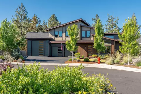 60995 SE Crane Peak Ct, Bend, OR 97702 photo 4