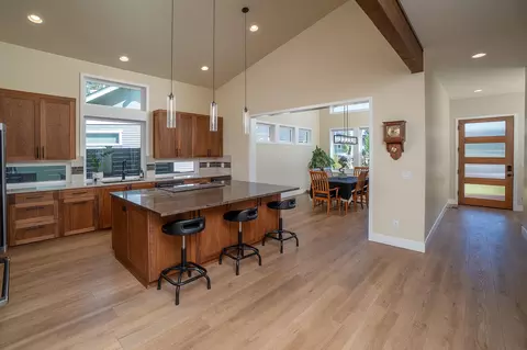 60995 SE Crane Peak Ct, Bend, OR 97702 photo 6