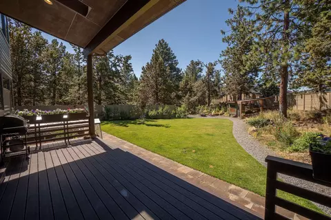 60995 SE Crane Peak Ct, Bend, OR 97702 photo 11
