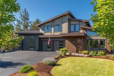 60995 SE Crane Peak Ct, Bend, OR 97702 photo 3