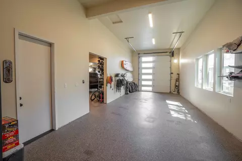 60995 SE Crane Peak Ct, Bend, OR 97702 photo 32