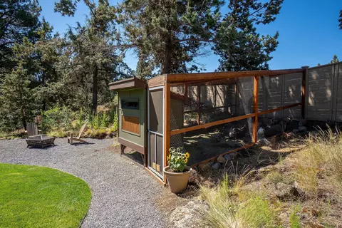 60995 SE Crane Peak Ct, Bend, OR 97702 photo 46