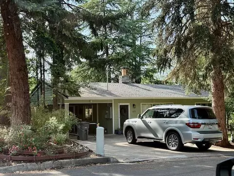 605 Glenwood Dr, Ashland, OR 97520