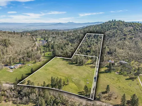 2929 Hwy 238, Jacksonville, OR 97530