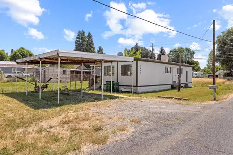 1647 Hope St, Klamath Falls, OR 97603
