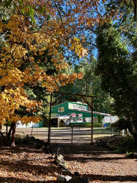 14242 Geppert Rd, Butte Falls, OR 97522