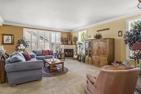 62017 Dantili Rd, Bend, OR 97701 photo 6