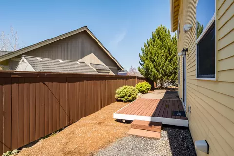 62017 Dantili Rd, Bend, OR 97701 photo 32