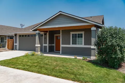 2586 NE Colleen Rd, Prineville, OR 97754