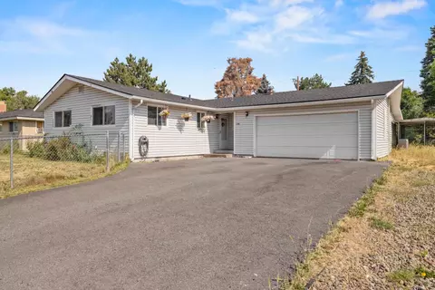 5705 Casa Way, Klamath Falls, OR 97603