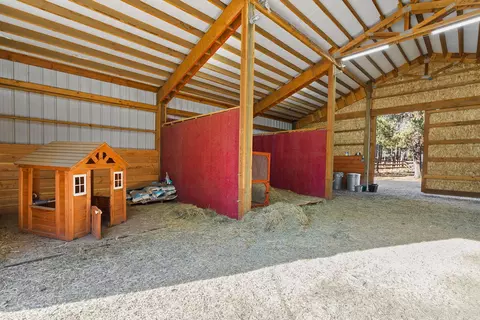 16815 Derringer Rd, Bend, OR 97707 photo 36