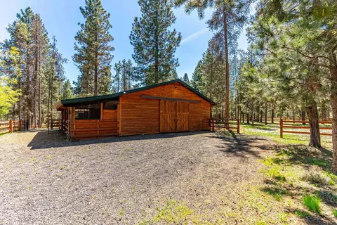 16815 Derringer Rd, Bend, OR 97707 photo 9